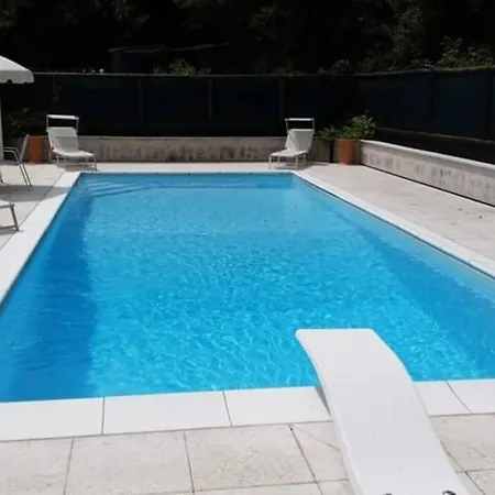 Casa Arianna: Incantevole Vista Lago E Piscina * Salò