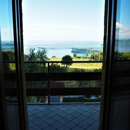 Casa Arianna: Incantevole Vista Lago E Piscina * Salò
