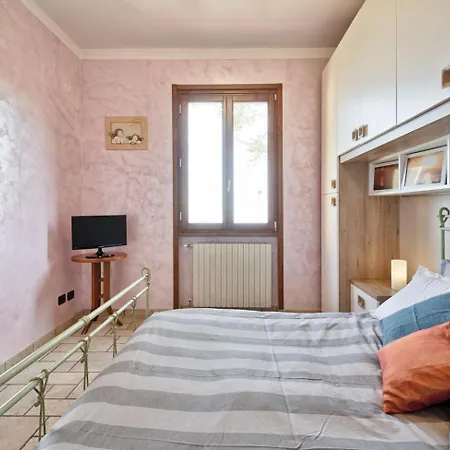 Casa Arianna: Incantevole Vista Lago E Piscina * Salo
